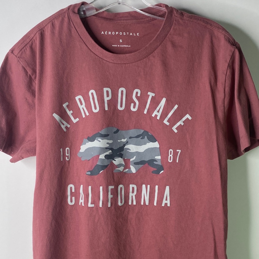 Aeropostale Red Short Sleeve Tee Men’s Size Small - 1125